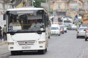 Понад 30 львівських маршруток змінять рух через благодійний забіг