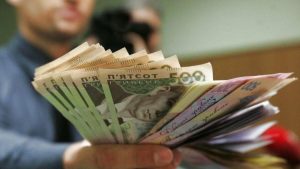 У липні на Львівщині середня зарплата перевищила 30 тисяч грн — де найвищі виплати
