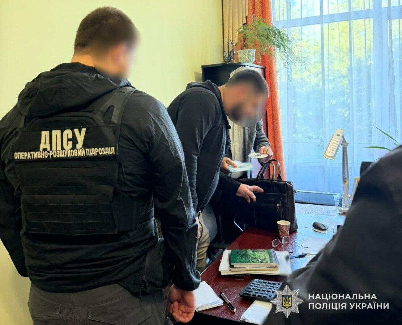 У Львові повідомили про підозру керівницям факультетів, які сприяли ухиленню від мобілізації чоловіками