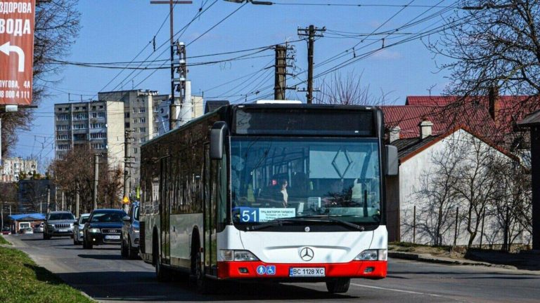 Місто обрало нового перевізника для двох львівських маршрутів