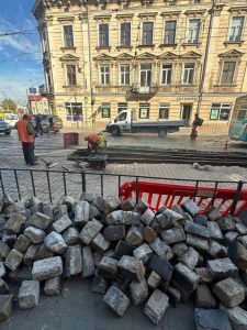 У Львові команда Садового тимчасово зупинила рух на популярній вулиці
