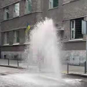 Новий фонтан під вікнами Лукашевського запущено у Львові