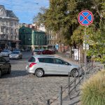 У самому серці Львова автомобілі паралізували рух