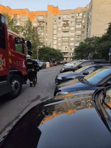 У Львові сміттєві баки блокують проїзд спецтехніки