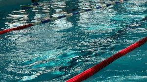 Аналіз води у дев’яти львівських басейнах: що виявили лабораторні дослідження