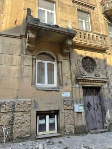 Садовий відкидає відповідальність за обвал балкону в центрі Львова