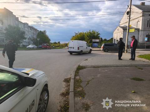 У Бродах водійка Citroen Jumpy наїхала на жінку на велосипеді