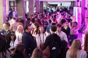 У Львові на IT Arena зібралося більше трьох тисяч учасників
