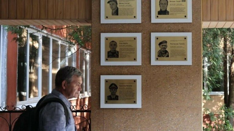 У Львові та Дублянах з’являться меморіальні дошки на честь загиблих захисників