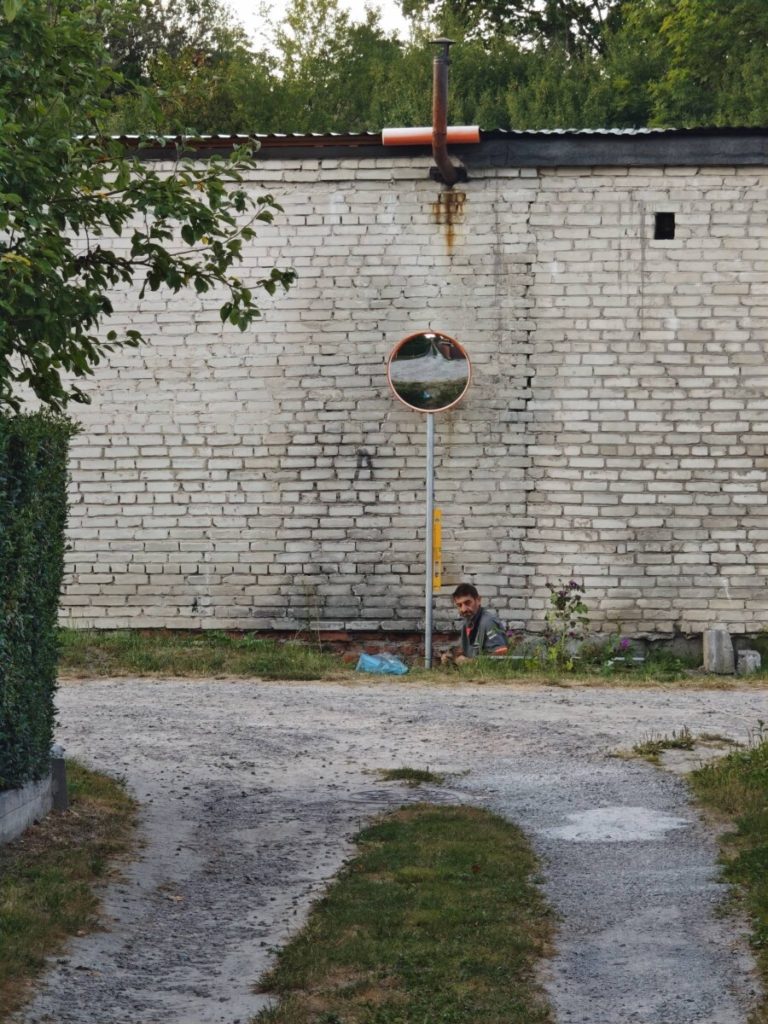 У Львові зникло дзеркало вартістю 4500 гривень