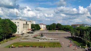 У Шептицькому стався вибух гранати біля ТЦ «Кристинопіль» – є троє постраждалих