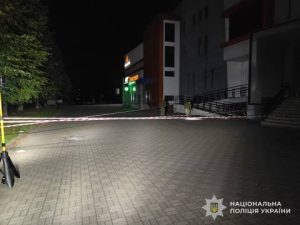 В Шептицькому поліція затримала підозрюваного у вибуху гранати, постраждали четверо людей