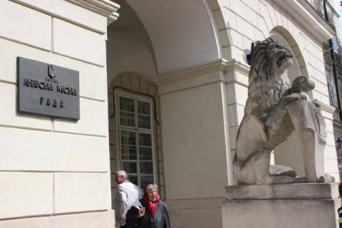 Заклик депутатів до Садового: виділити 10% львівського бюджету на підтримку Сил оборони