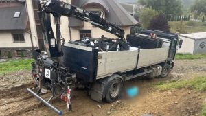 У Східниці вантажівка смертельно травмувала 32-річного пішохода