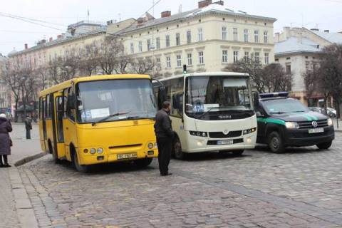 У Львові визначили перевізника маршрутів, що курсують до Галицького перехрестя