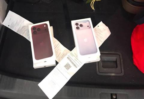 Поблизу кордону з Польщею викрито контрабанду телефонів Apple на суму 850 тисяч гривень