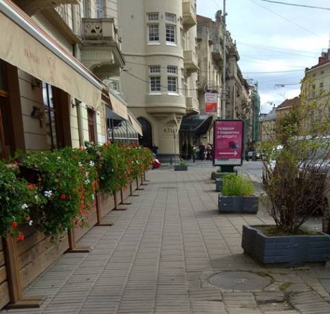 Четвер принесе короткочасні дощі та тепло до +25°C