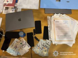 У Львові викрили фальшивих рієлторів, що ошукали клієнтів майже на 900 тисяч гривень