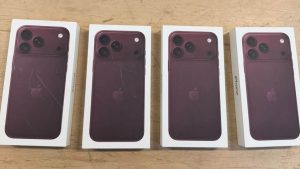 На кордоні з Польщею конфіскували 8 iPhone 18 Pro Max, які везли «для себе»
