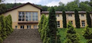Львівська ОВА призначила нового підрядника для реконструкції турбази в Карпатах