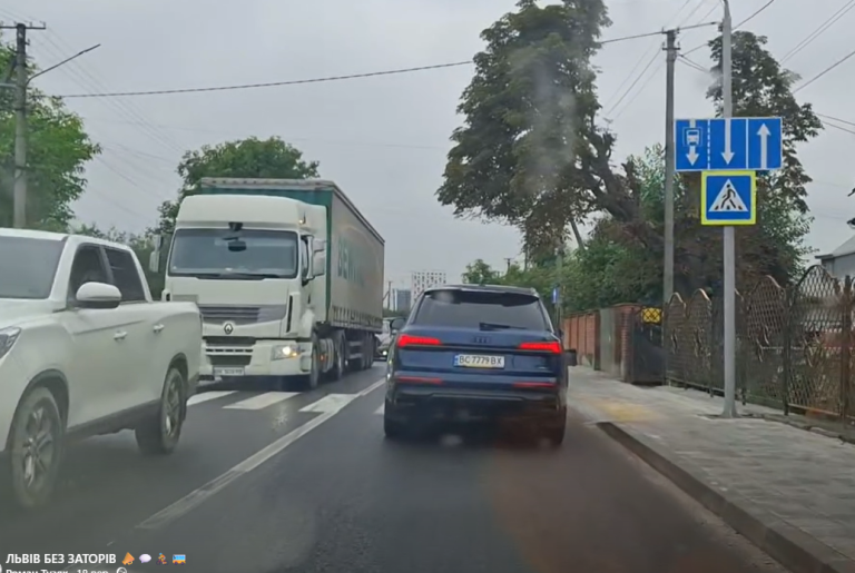 У Львові планують запровадити реверсну смугу на вулиці Тараса Шевченка