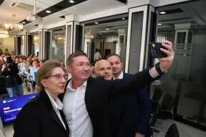 Експерти аналізують міжнародні інфекційні виклики та інноваційні методи терапії
