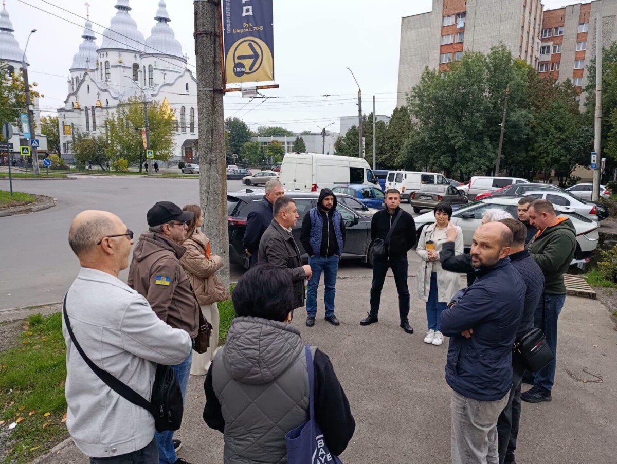Львів’яни вийшли на протест проти кільця Садового