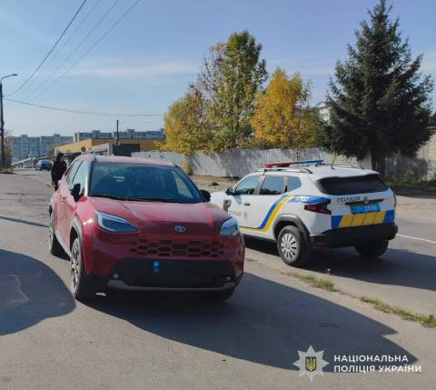 У Дрогобичі жінка-водій Toyota Yaris здійснила наїзд на пішохода
