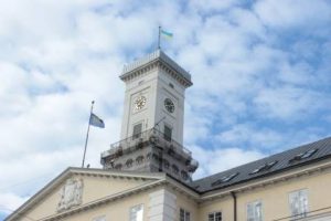 У Львові двірники масово залишають роботу через затримки із виплатою зарплати