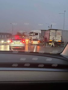 У Львові на об’їзній дорозі сталася автопригода з двома транспортними засобами